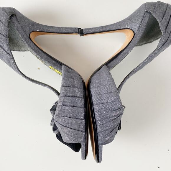 Max Studio Silver Fabric Peep Toe Heels with Flower detail in Size 6 1/2M - Picture 11 of 15